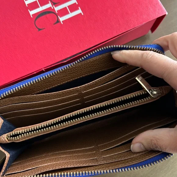 Carolina Herrera wallet - Picture 5 of 7